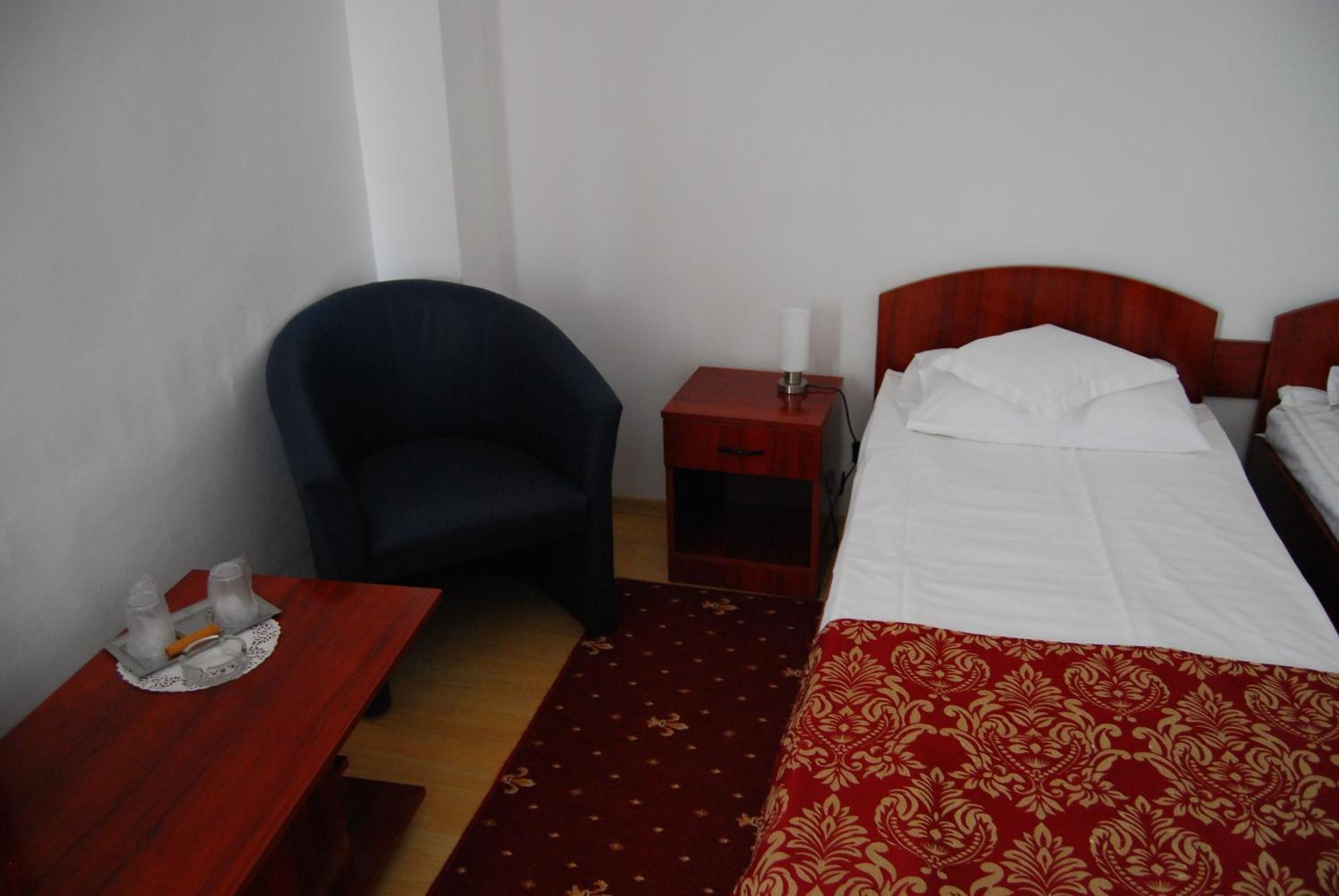 Dali Hotel Нептун Экстерьер фото