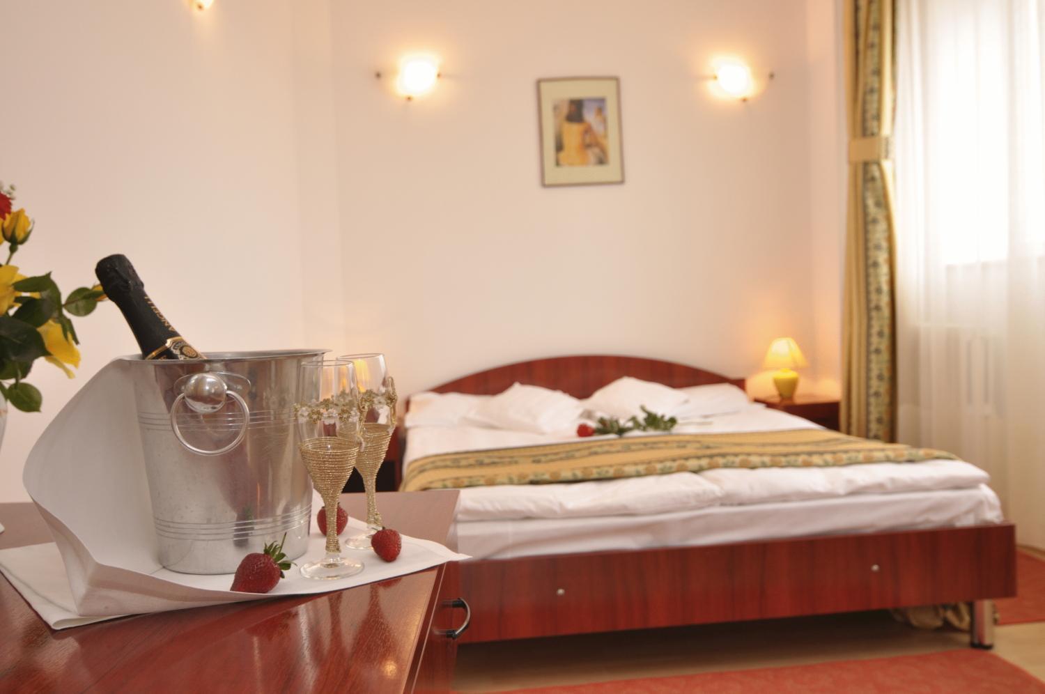 Dali Hotel Нептун Экстерьер фото
