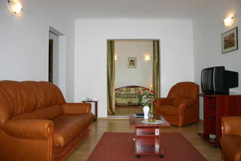 Dali Hotel Нептун Экстерьер фото